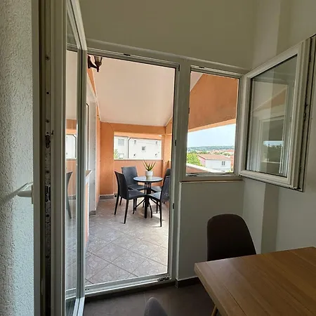 Apartman Liznjan Liznjan